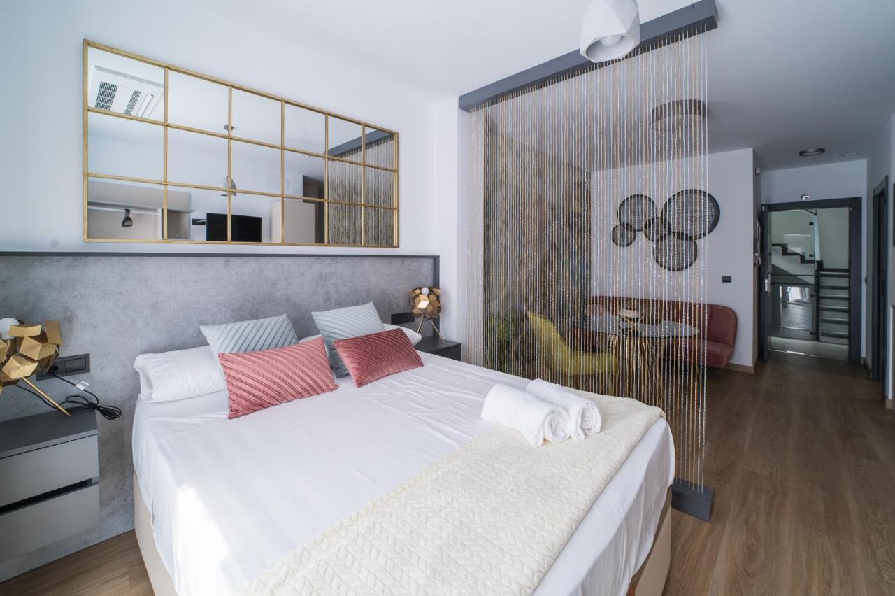 Boutique Apartments- La Gloria 1908 Алмерия Екстериор снимка