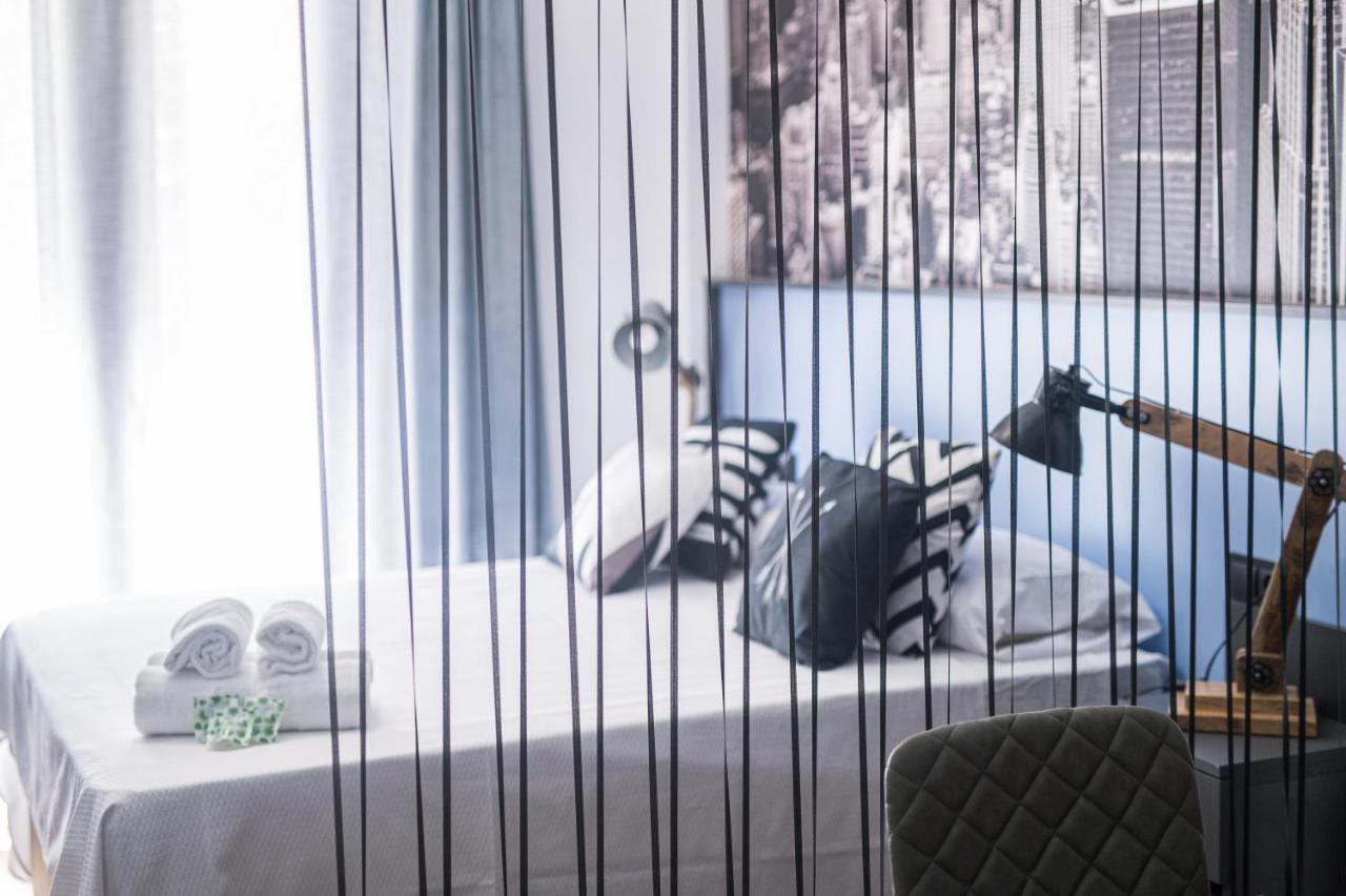 Boutique Apartments- La Gloria 1908 Алмерия Екстериор снимка
