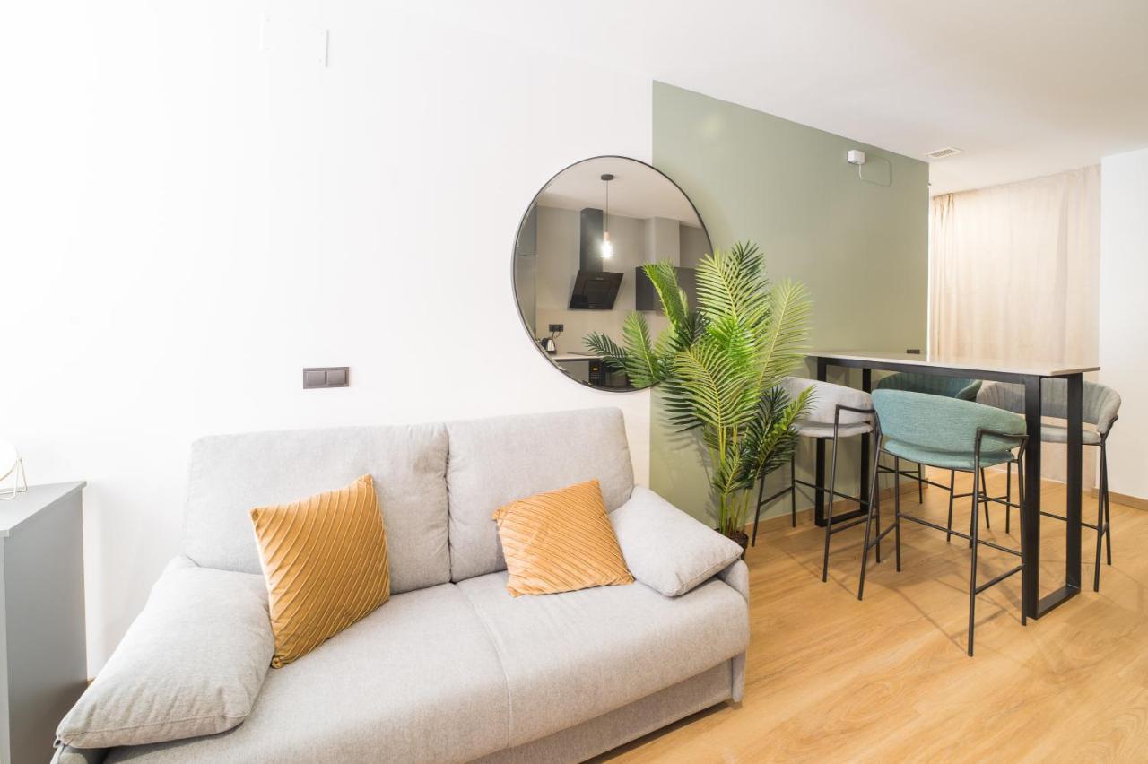 Boutique Apartments- La Gloria 1908 Алмерия Екстериор снимка