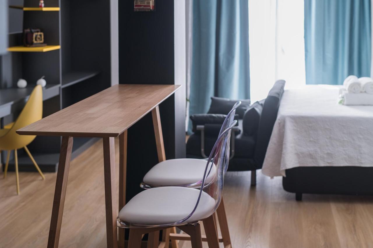 Boutique Apartments- La Gloria 1908 Алмерия Екстериор снимка