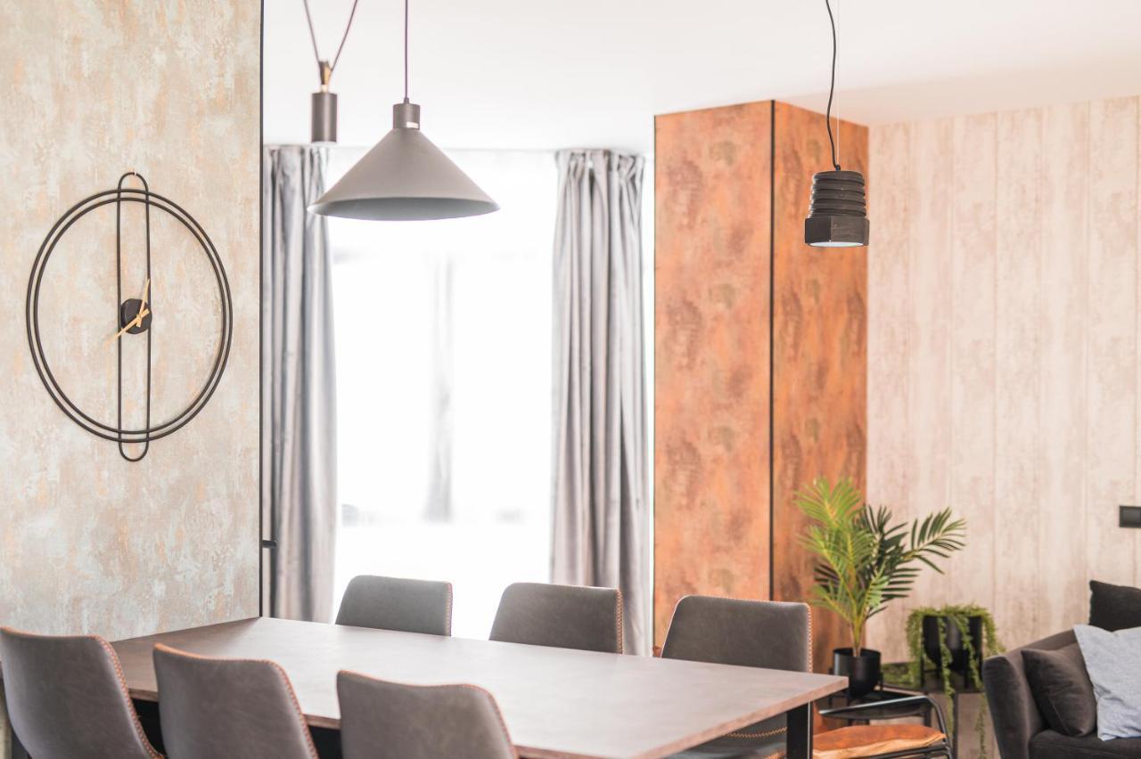 Boutique Apartments- La Gloria 1908 Алмерия Екстериор снимка